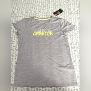 Under Armour Medium Womens Tee